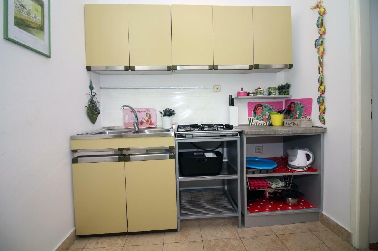 Apartment 3 Bedroom With Pool In