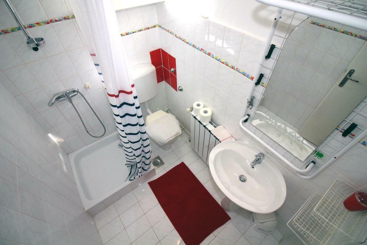 Apartman 3 Bedroom With Pool In